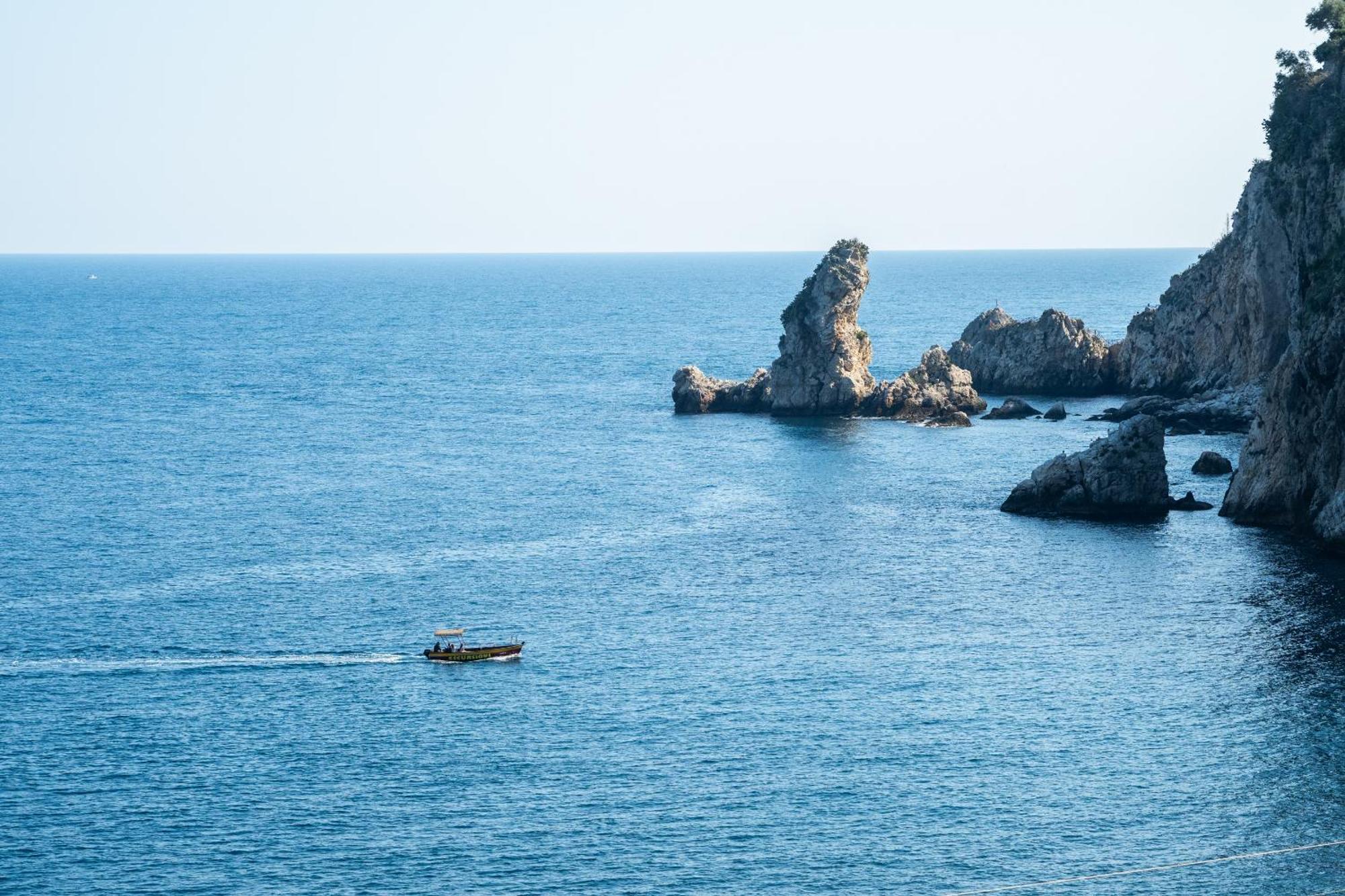 Isola Bella - Rooms Il Pescatore Таормина Екстериор снимка